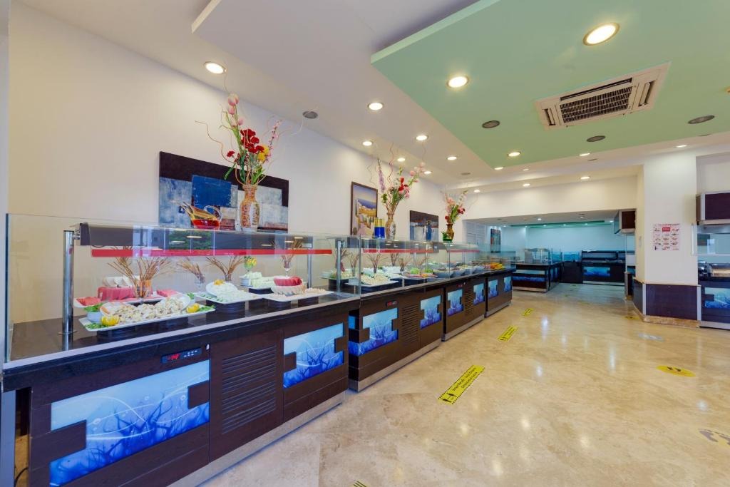 هتل یلکن ماندالینجی اسپا اند ولنس